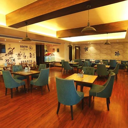 Jalsa Resort インドール エクステリア 写真