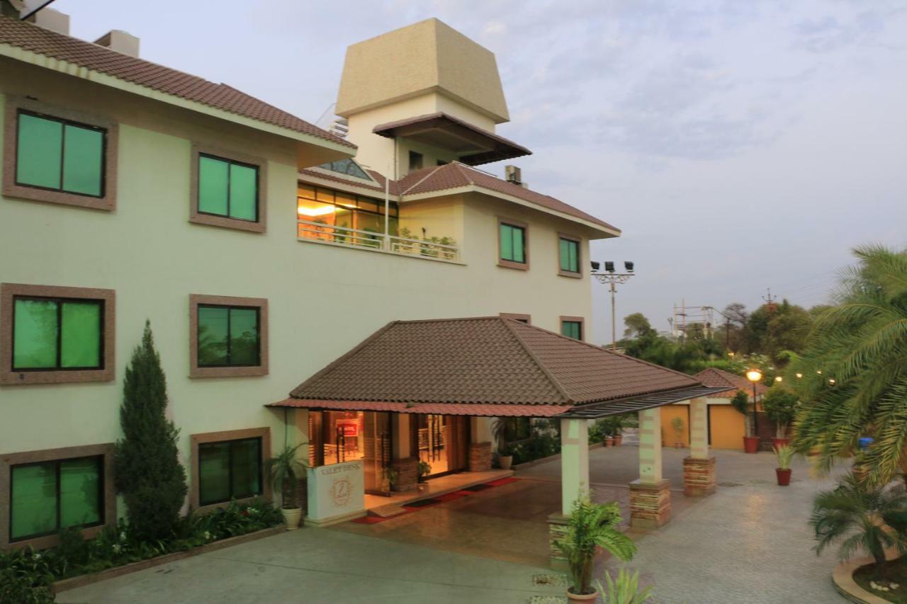 Jalsa Resort インドール エクステリア 写真