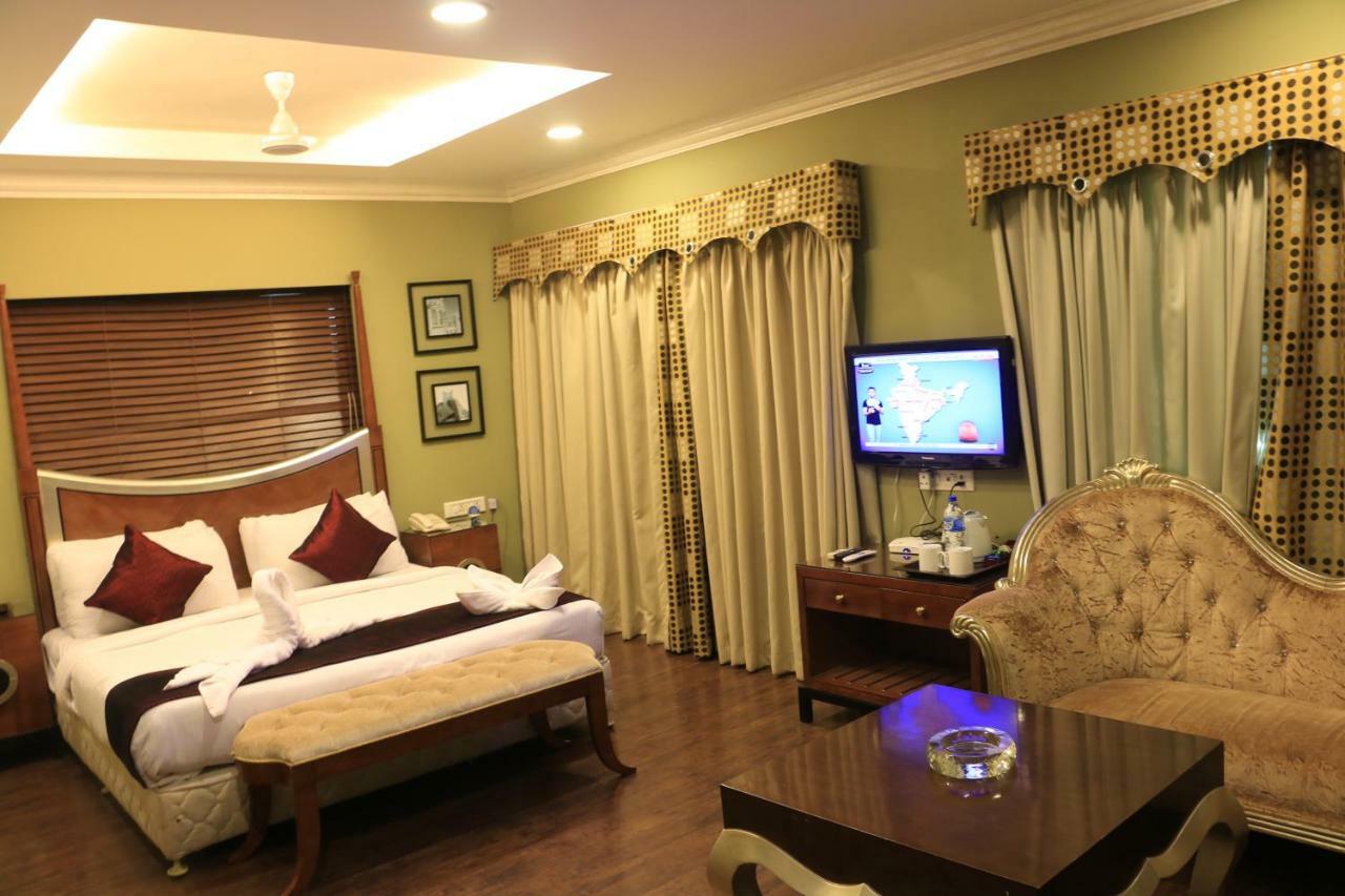 Jalsa Resort インドール エクステリア 写真