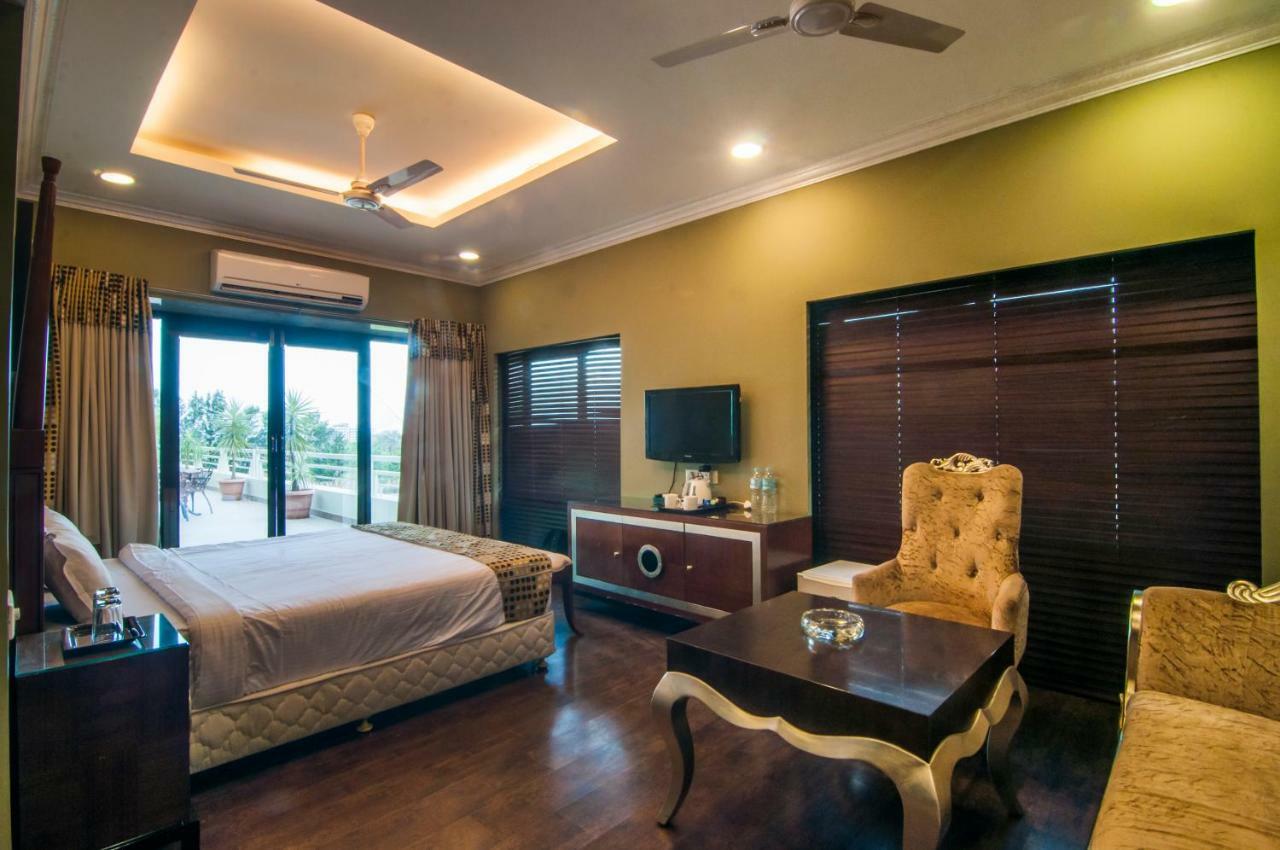 Jalsa Resort インドール エクステリア 写真