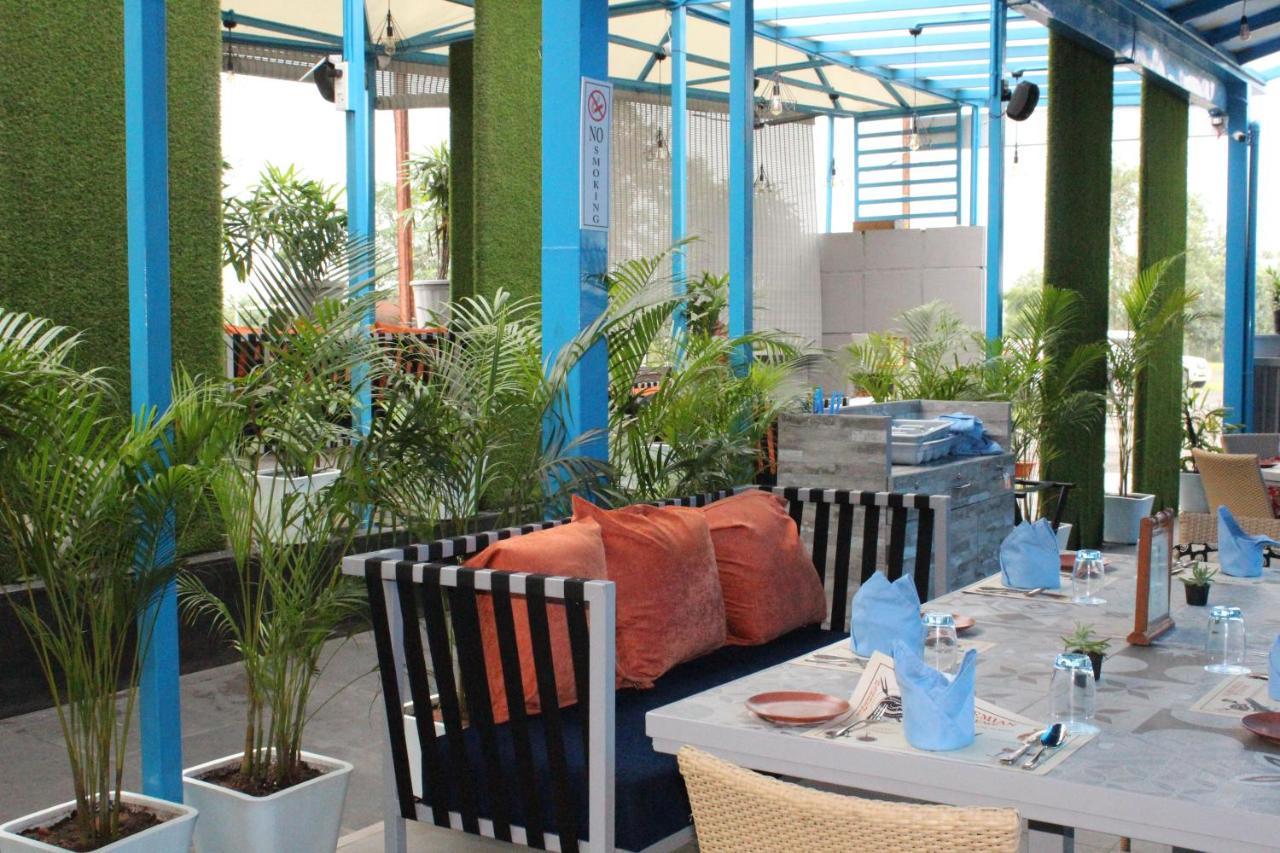 Jalsa Resort インドール エクステリア 写真